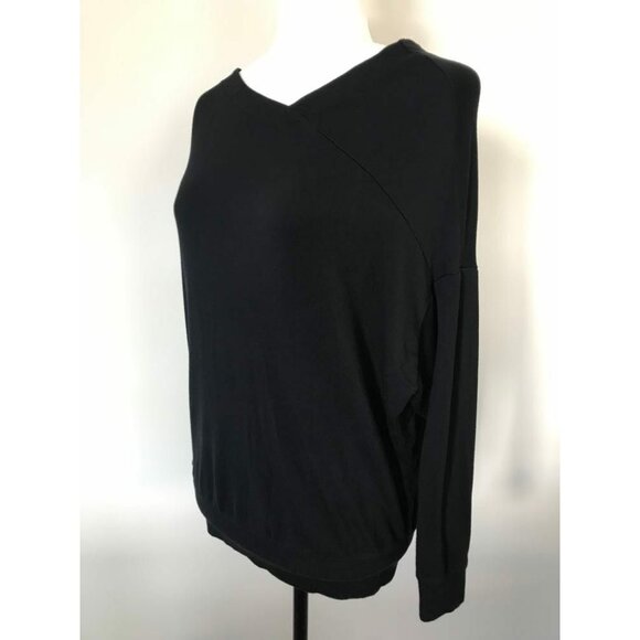 CAbi Fall Beals Top Size XS Style #3522 Black Soft Jersey Knit Asymmetrical Neck - Picture 6 of 9